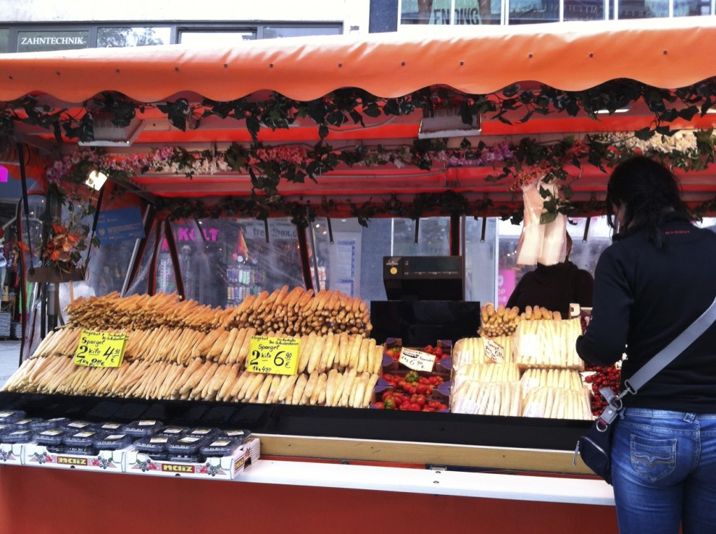 This Marienplatz street vendor sells fresh produce, including spargel, or white asparagus.  
